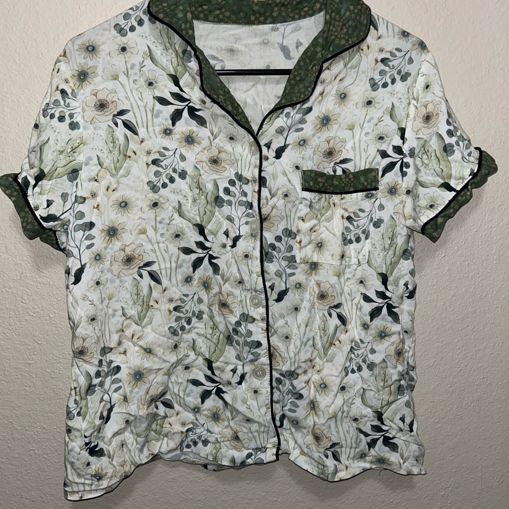 Demdaco Green Floral Pajama Bottoms